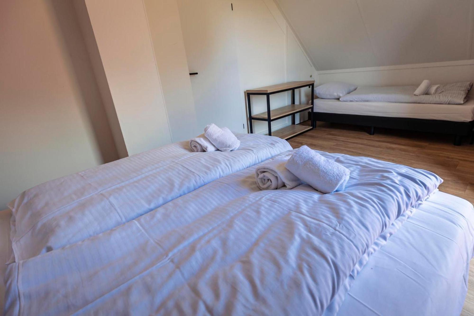 Vakantiepark 'T Broeckhuys Hotel Ewijk Værelse billede